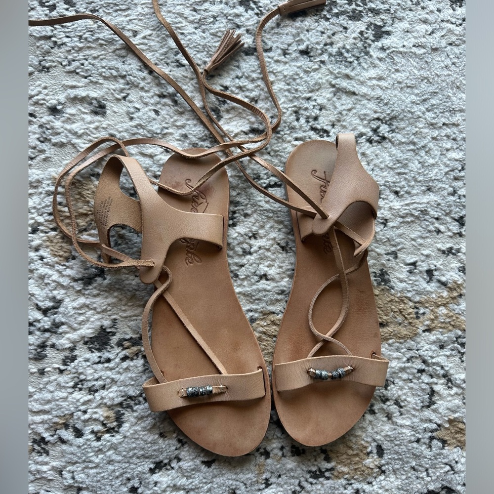 Tan Leather Sandals with Beaded Detail